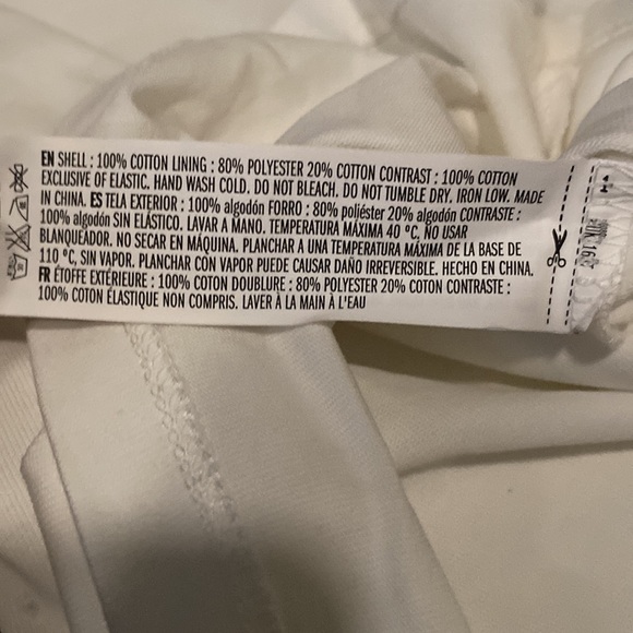 **Last One XS** White Puff Sleeve Crewneck Pomander Place - Picture 7 of 7